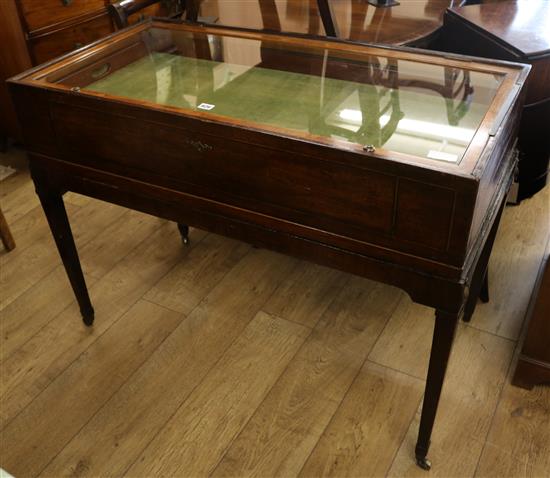 A mahogany display table, W.112cm